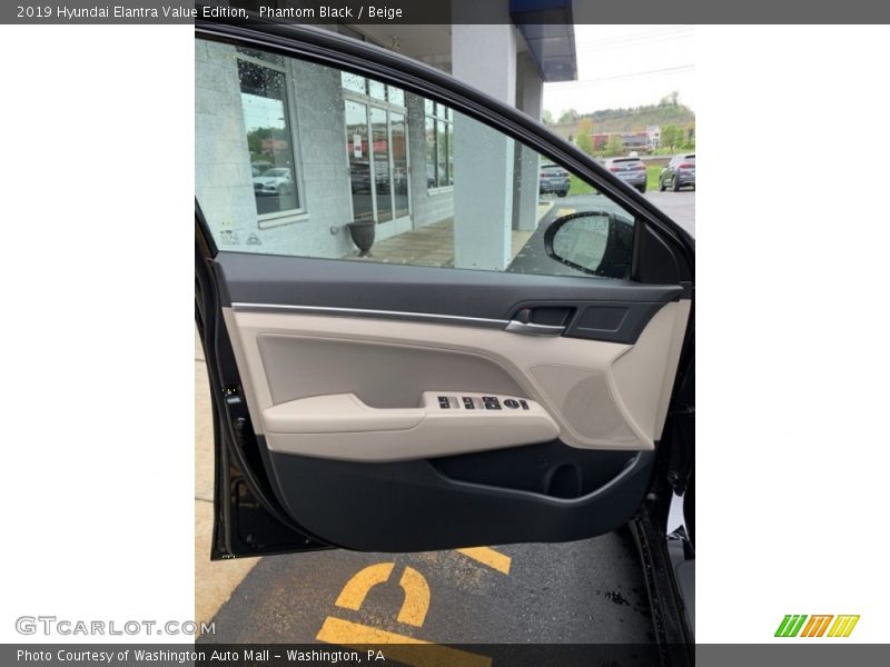 Phantom Black / Beige 2019 Hyundai Elantra Value Edition