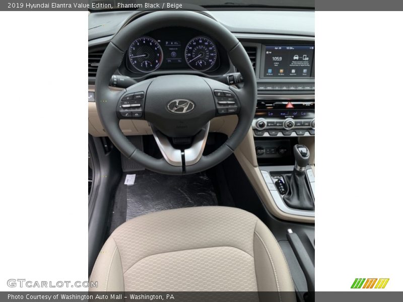 Phantom Black / Beige 2019 Hyundai Elantra Value Edition