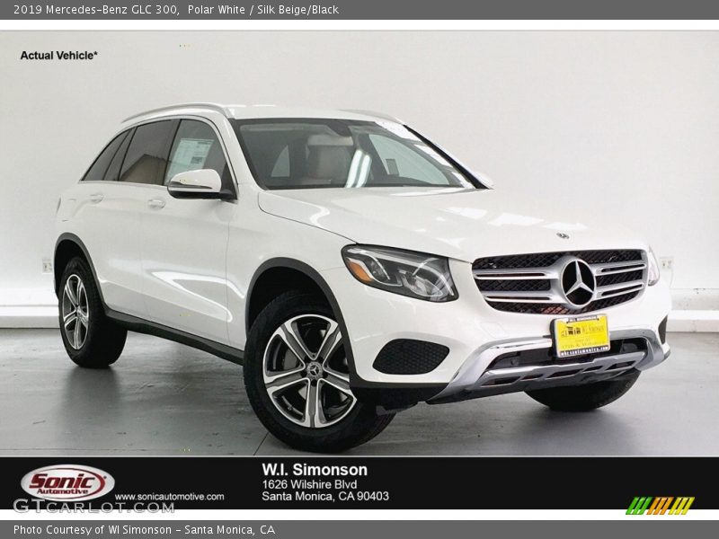 Polar White / Silk Beige/Black 2019 Mercedes-Benz GLC 300