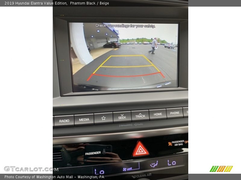 Phantom Black / Beige 2019 Hyundai Elantra Value Edition