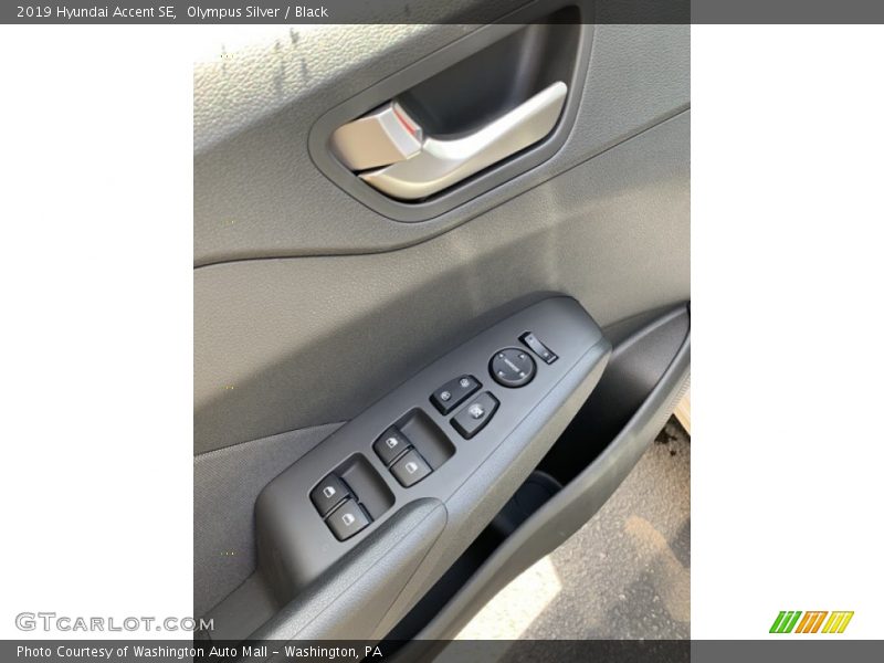 Olympus Silver / Black 2019 Hyundai Accent SE