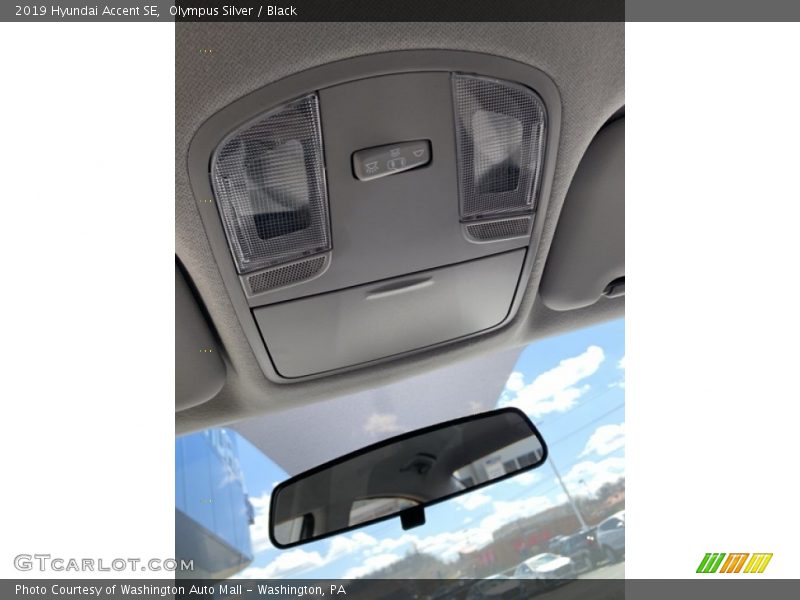 Olympus Silver / Black 2019 Hyundai Accent SE