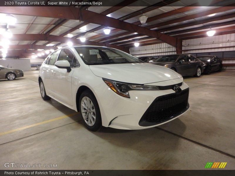 Super White / Macadamia/Beige 2020 Toyota Corolla LE
