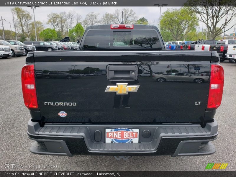 Black / Jet Black 2019 Chevrolet Colorado LT Extended Cab 4x4