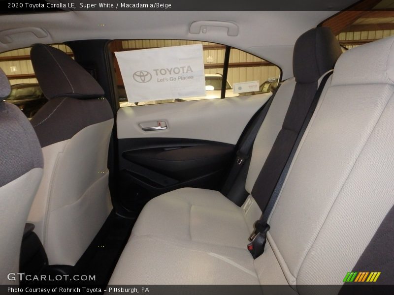 Super White / Macadamia/Beige 2020 Toyota Corolla LE
