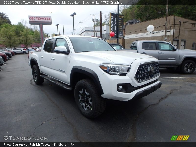 Super White / TRD Graphite 2019 Toyota Tacoma TRD Off-Road Double Cab 4x4