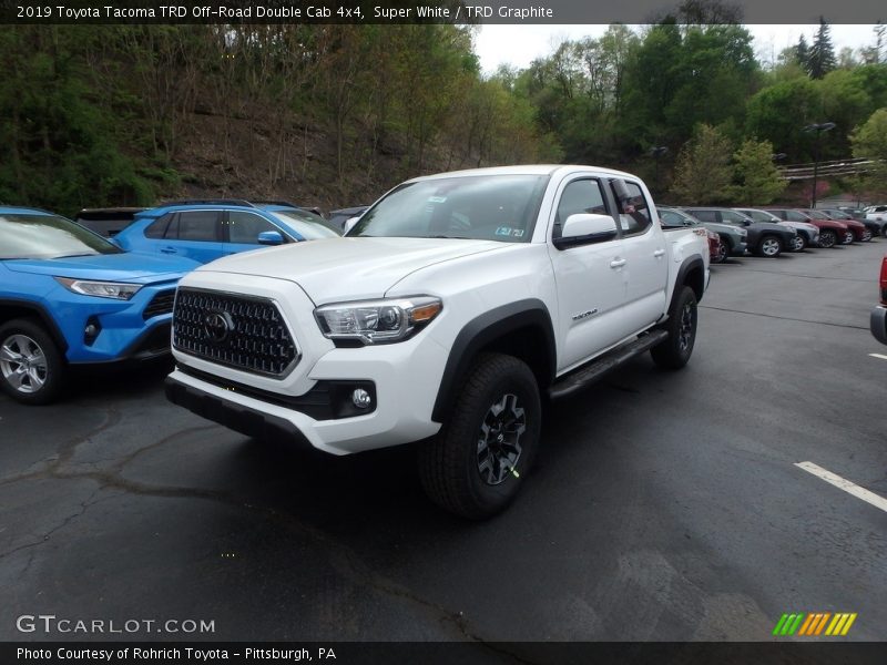 Front 3/4 View of 2019 Tacoma TRD Off-Road Double Cab 4x4