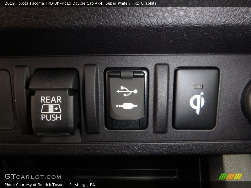 Controls of 2019 Tacoma TRD Off-Road Double Cab 4x4