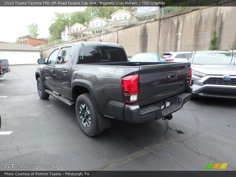 Magnetic Gray Metallic / TRD Graphite 2019 Toyota Tacoma TRD Off-Road Double Cab 4x4