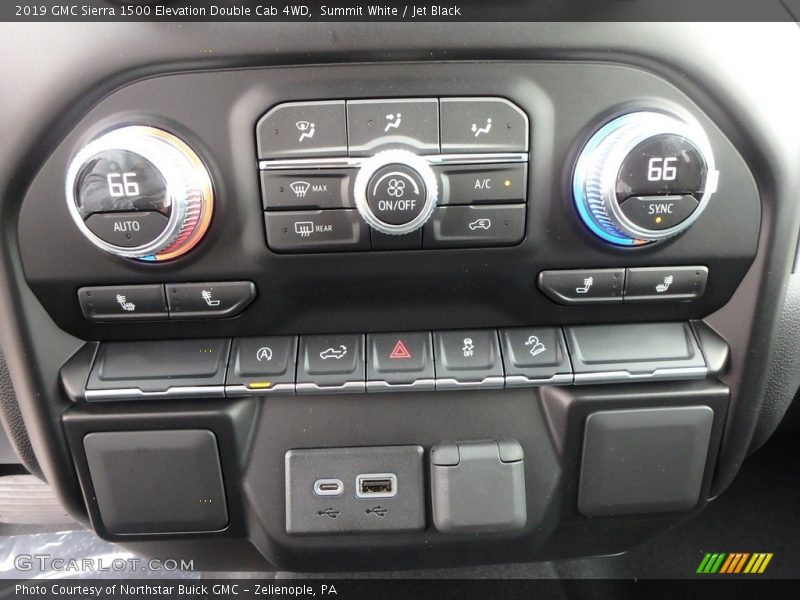 Controls of 2019 Sierra 1500 Elevation Double Cab 4WD
