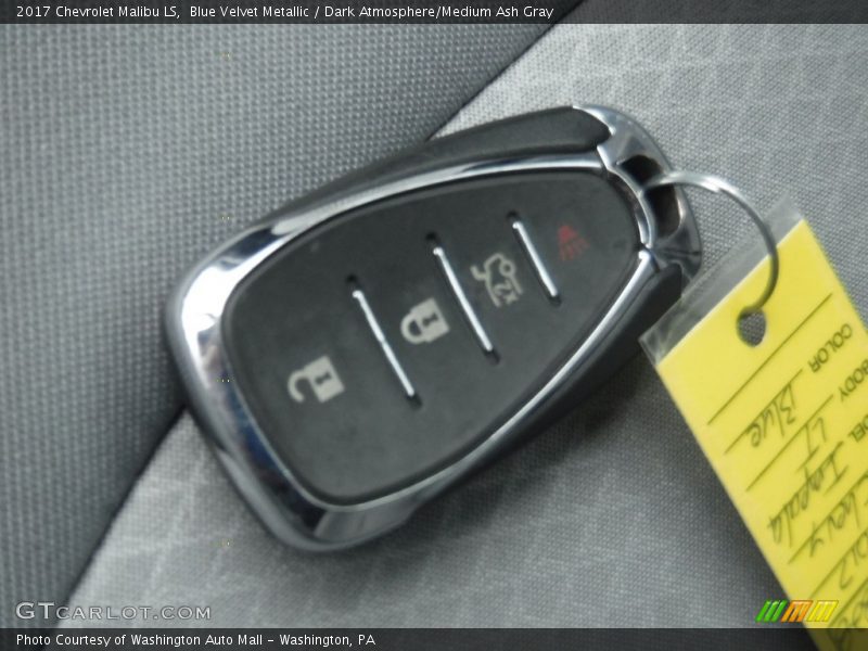 Blue Velvet Metallic / Dark Atmosphere/Medium Ash Gray 2017 Chevrolet Malibu LS