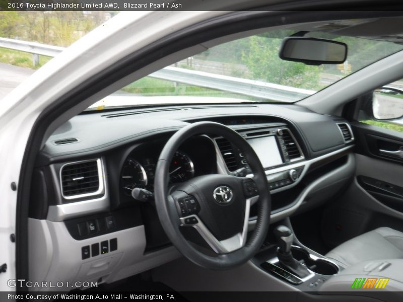 Blizzard Pearl / Ash 2016 Toyota Highlander Limited AWD