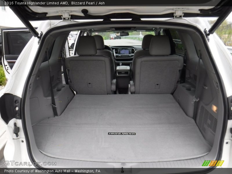 Blizzard Pearl / Ash 2016 Toyota Highlander Limited AWD