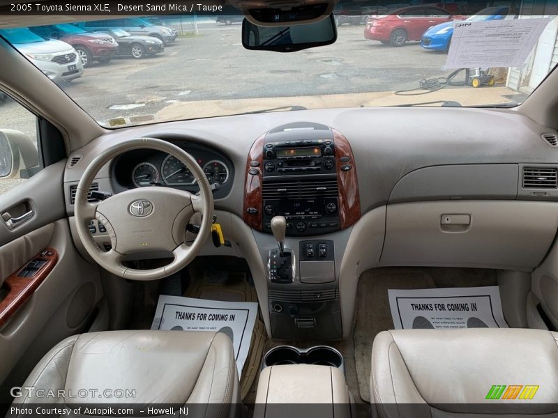 Desert Sand Mica / Taupe 2005 Toyota Sienna XLE