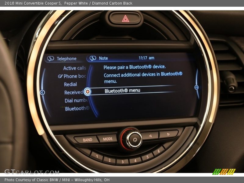 Controls of 2018 Convertible Cooper S