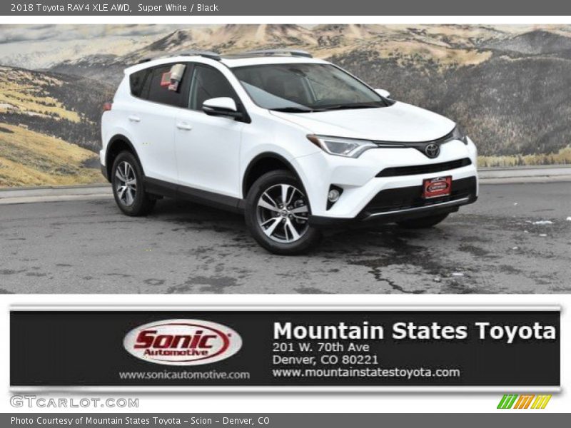 Super White / Black 2018 Toyota RAV4 XLE AWD