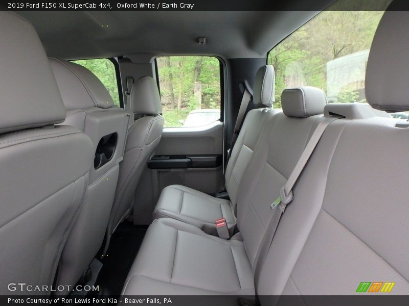 Oxford White / Earth Gray 2019 Ford F150 XL SuperCab 4x4
