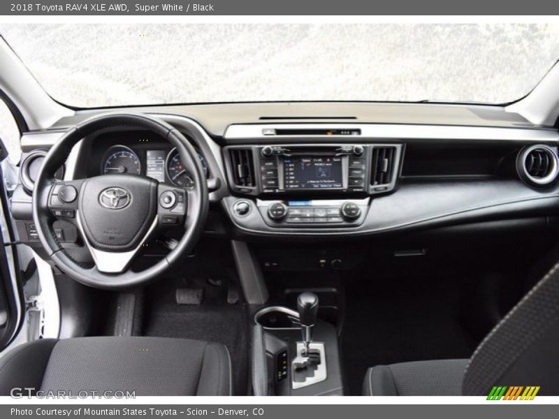Super White / Black 2018 Toyota RAV4 XLE AWD