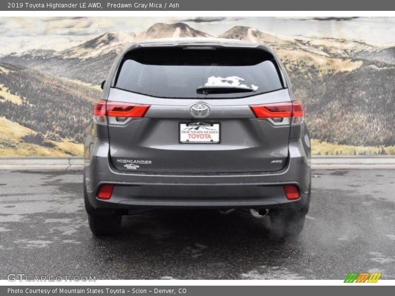 Predawn Gray Mica / Ash 2019 Toyota Highlander LE AWD