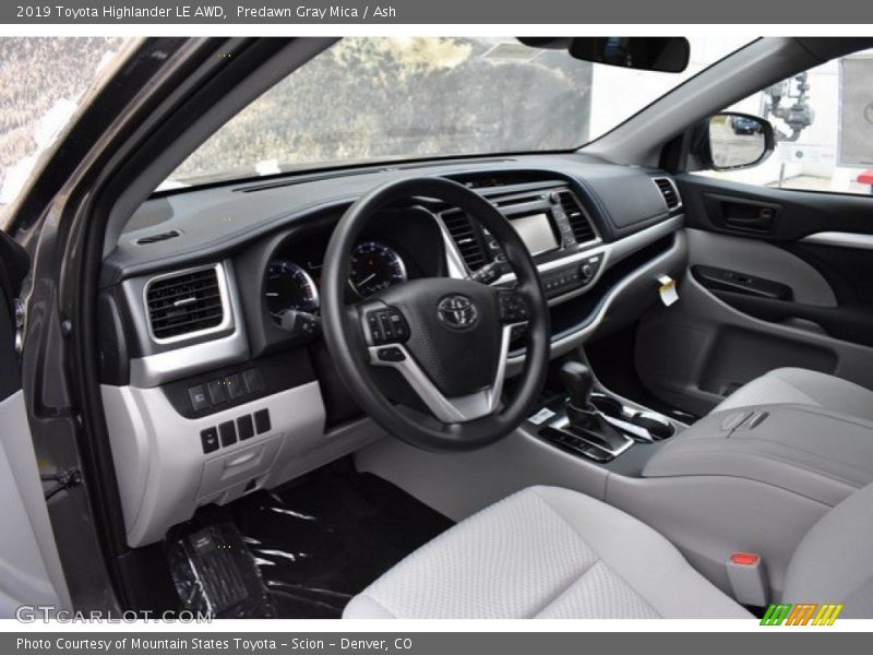 Predawn Gray Mica / Ash 2019 Toyota Highlander LE AWD