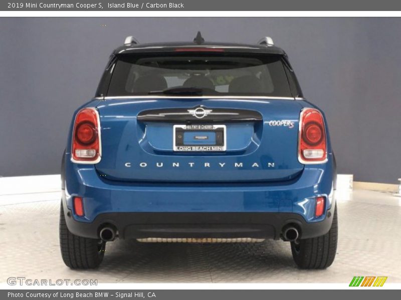 Island Blue / Carbon Black 2019 Mini Countryman Cooper S