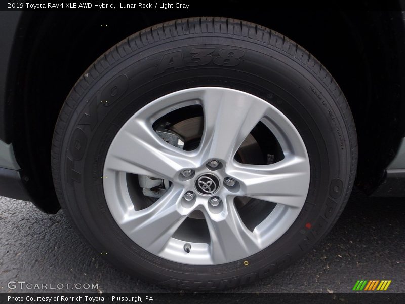  2019 RAV4 XLE AWD Hybrid Wheel