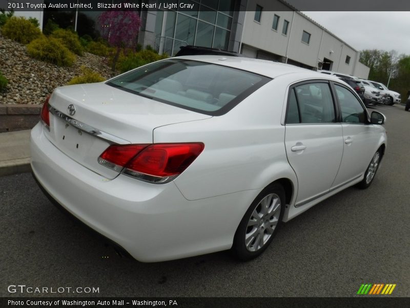 Blizzard White Pearl / Light Gray 2011 Toyota Avalon Limited