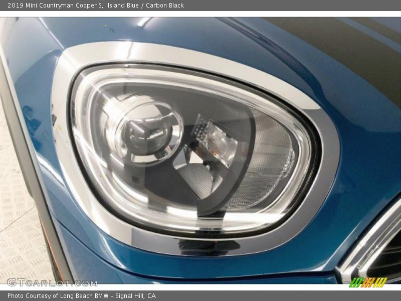 Island Blue / Carbon Black 2019 Mini Countryman Cooper S