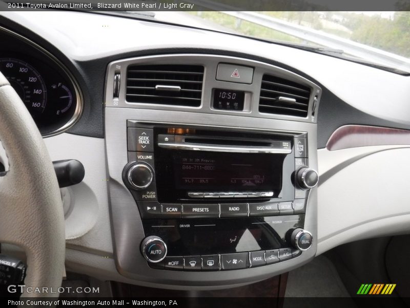 Blizzard White Pearl / Light Gray 2011 Toyota Avalon Limited
