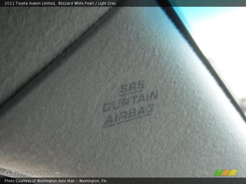 Blizzard White Pearl / Light Gray 2011 Toyota Avalon Limited