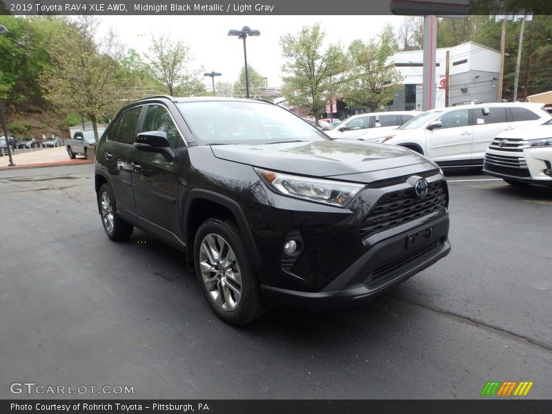 Midnight Black Metallic / Light Gray 2019 Toyota RAV4 XLE AWD