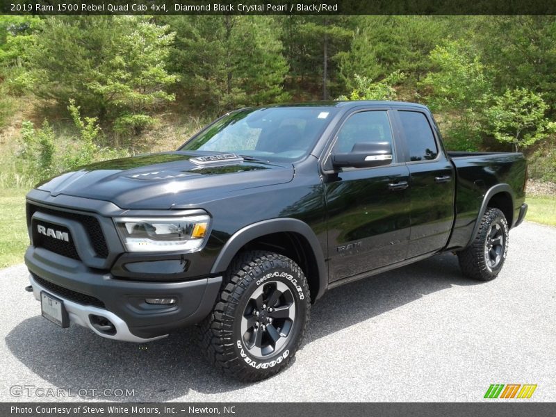 Front 3/4 View of 2019 1500 Rebel Quad Cab 4x4