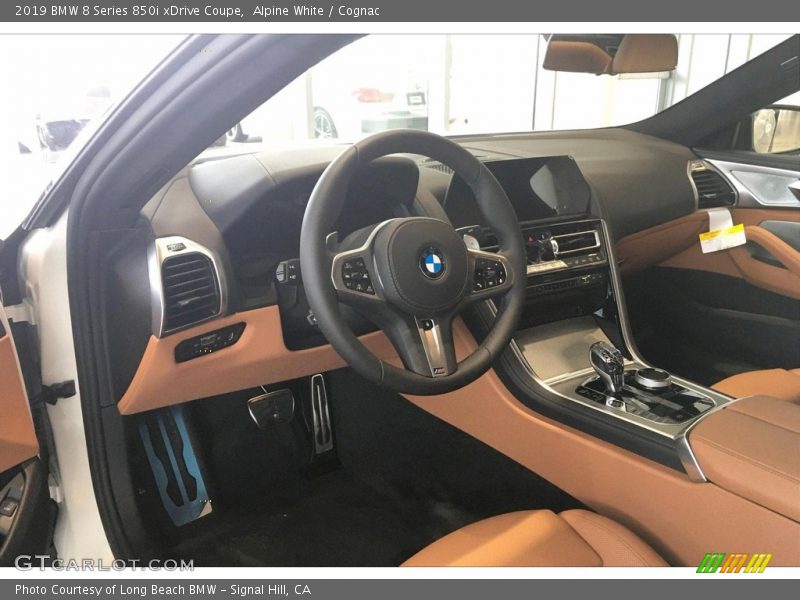 Alpine White / Cognac 2019 BMW 8 Series 850i xDrive Coupe