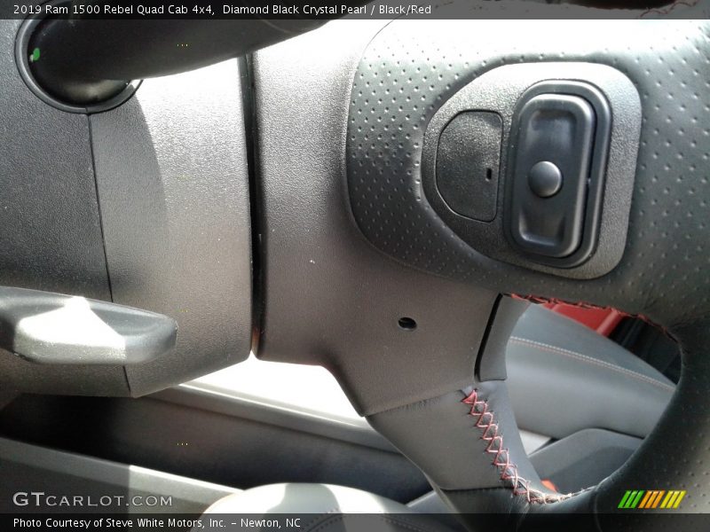  2019 1500 Rebel Quad Cab 4x4 Steering Wheel