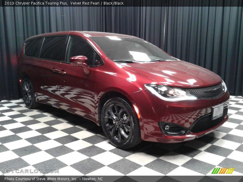 Velvet Red Pearl / Black/Black 2019 Chrysler Pacifica Touring Plus