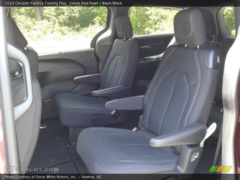 Velvet Red Pearl / Black/Black 2019 Chrysler Pacifica Touring Plus