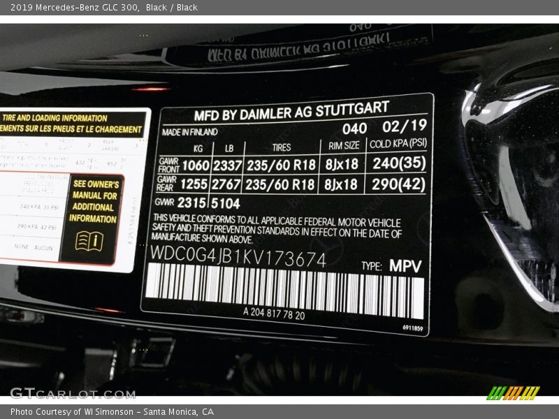 Black / Black 2019 Mercedes-Benz GLC 300