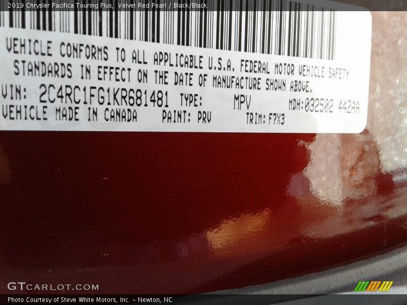 Velvet Red Pearl / Black/Black 2019 Chrysler Pacifica Touring Plus