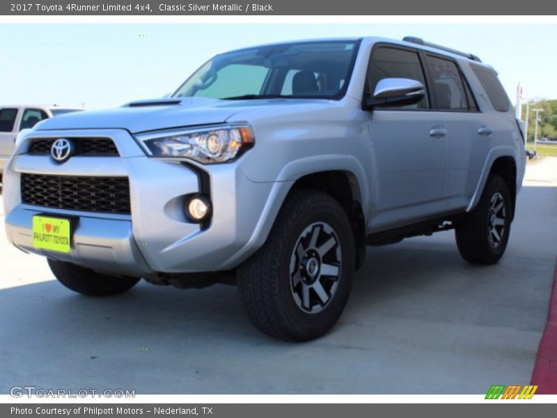 Classic Silver Metallic / Black 2017 Toyota 4Runner Limited 4x4