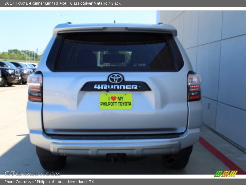 Classic Silver Metallic / Black 2017 Toyota 4Runner Limited 4x4