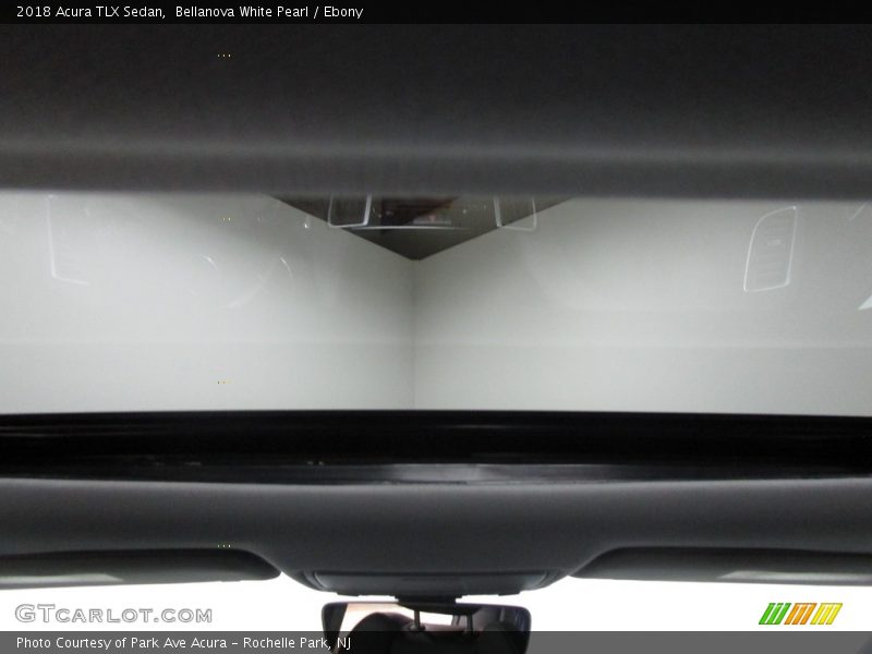 Bellanova White Pearl / Ebony 2018 Acura TLX Sedan