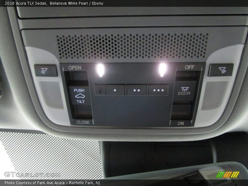 Bellanova White Pearl / Ebony 2018 Acura TLX Sedan
