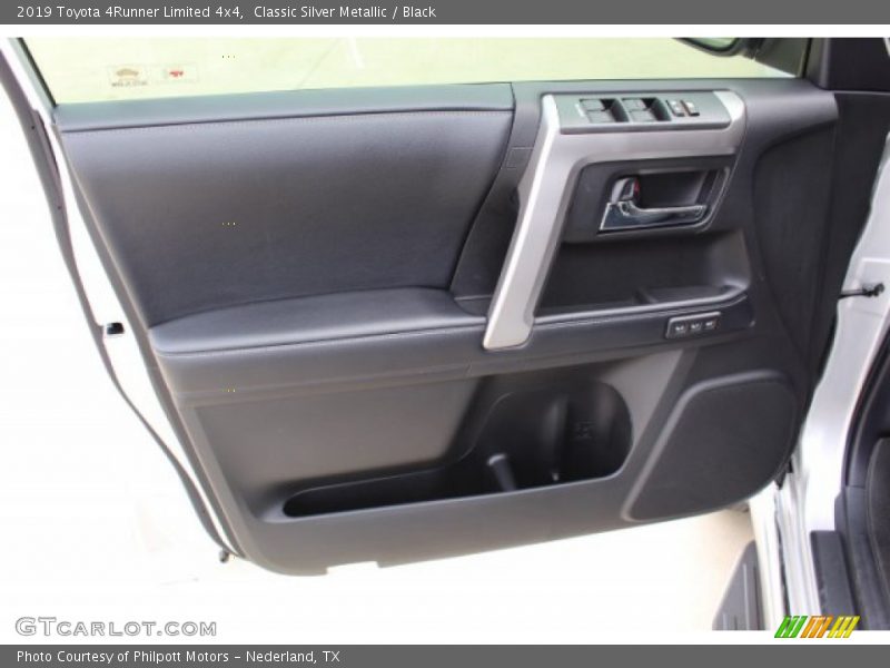 Classic Silver Metallic / Black 2019 Toyota 4Runner Limited 4x4