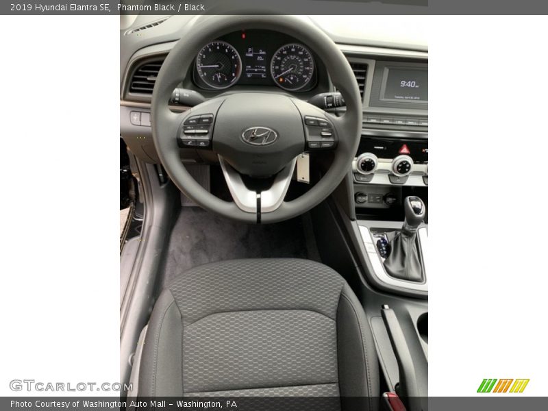 Phantom Black / Black 2019 Hyundai Elantra SE