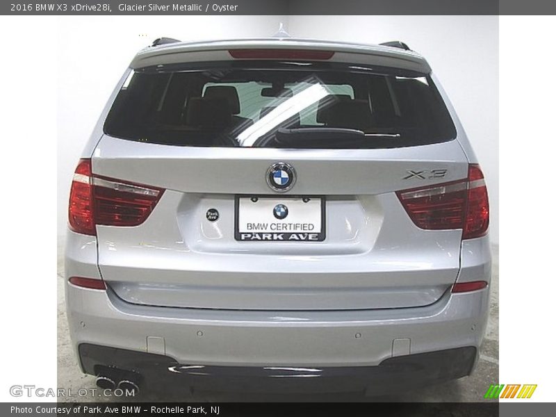 Glacier Silver Metallic / Oyster 2016 BMW X3 xDrive28i