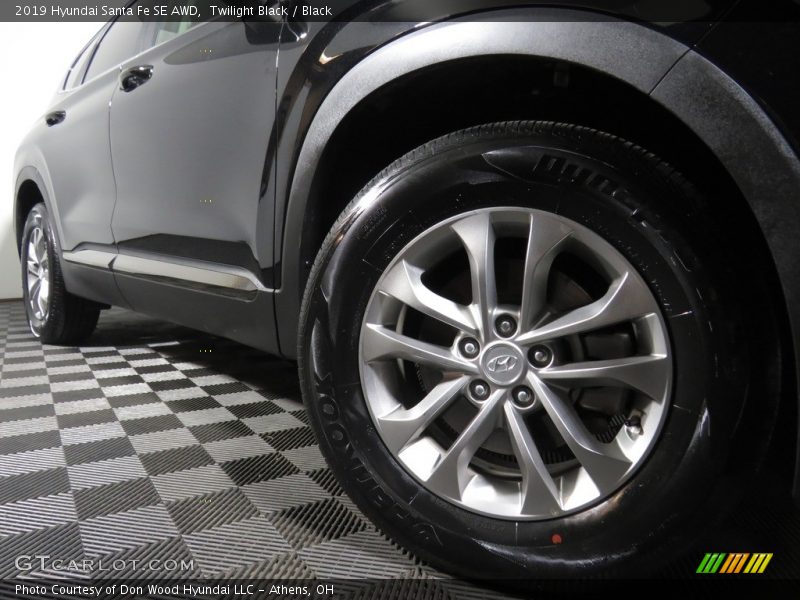 Twilight Black / Black 2019 Hyundai Santa Fe SE AWD