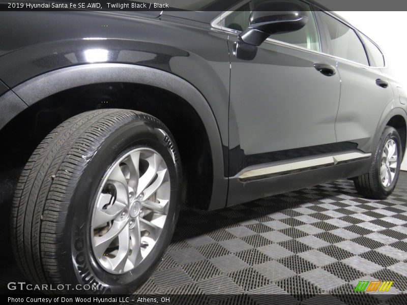 Twilight Black / Black 2019 Hyundai Santa Fe SE AWD