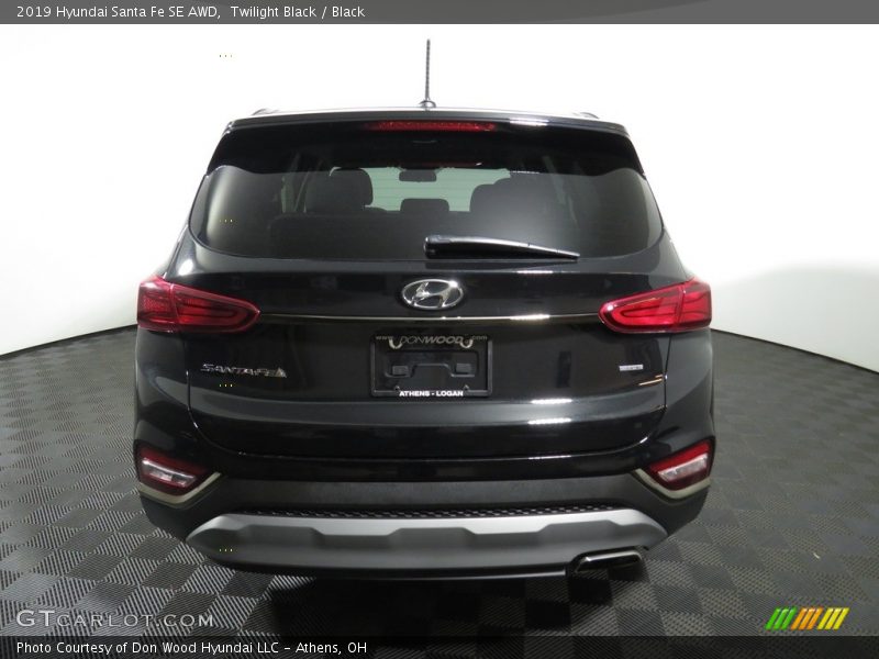Twilight Black / Black 2019 Hyundai Santa Fe SE AWD