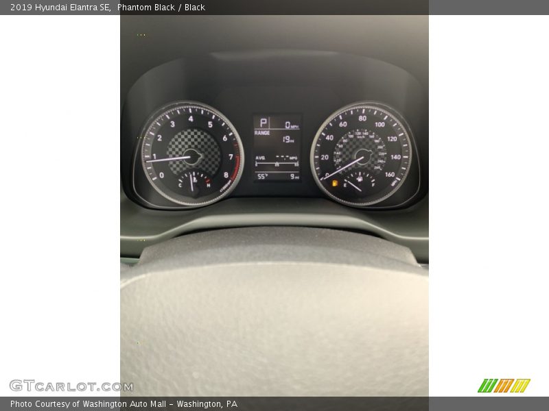 Phantom Black / Black 2019 Hyundai Elantra SE