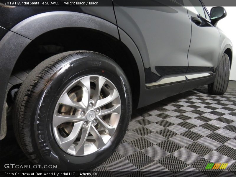 Twilight Black / Black 2019 Hyundai Santa Fe SE AWD